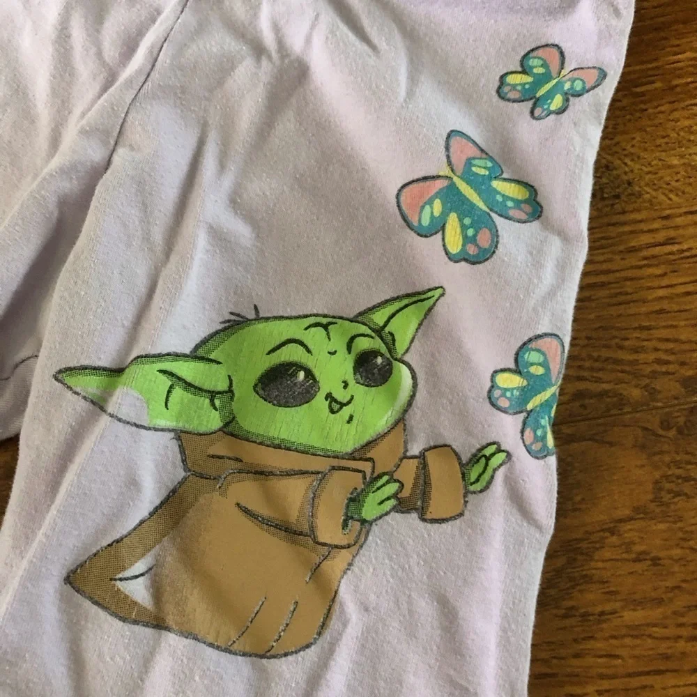 Star Wars Grogu baby Yoda bike shorts in size S (6/6x)